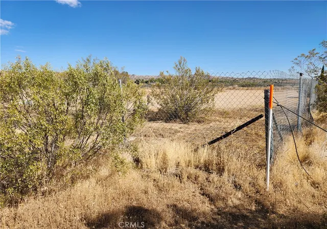 Photo 4 of Land for sale at 1901 Old Woman Springs Rd, Yucca Valley, CA 92284 | MLS# HD25223462 | Listing updated on 2026-03-31