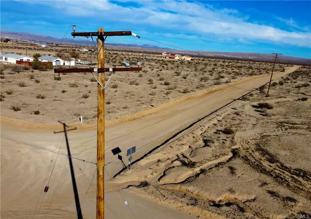 Photo 3 of Land for sale at 23415 Spinet, Barstow, CA 92311 | MLS# HD25223547 | Listing updated on 2026-07-11