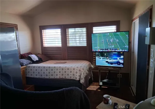 4th image of 525 Fairfax Dr #2, Costa Mesa, CA 92627 | MLS# HD25223775