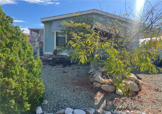 5th image of 13815 Victoria, Victorville, CA 92395 | MLS# IV25223792