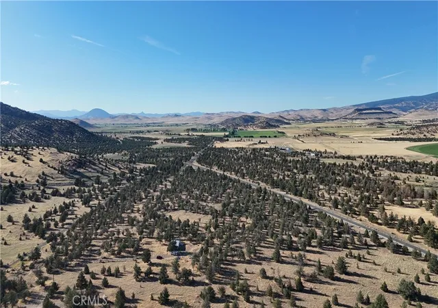 2nd image of 5200 Blackberry Lane, Montague, CA 96064 | MLS# SN25175859