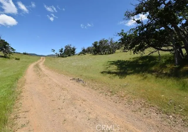 2nd image of 0 Xx Yellow Dog Trail, Hornbrook, CA 96044 | MLS# SN25217843