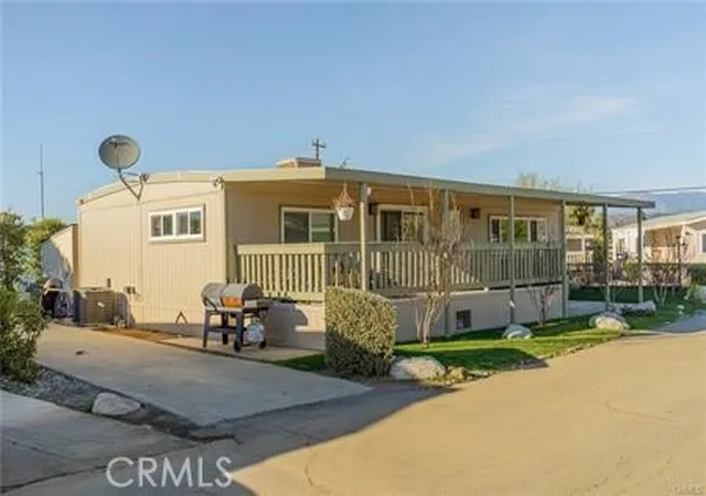 Homes for sale in Calimesa, CA | 1134 Villa Calimesa #42, Calimesa, CA 92320 | MLS# IG25224577
