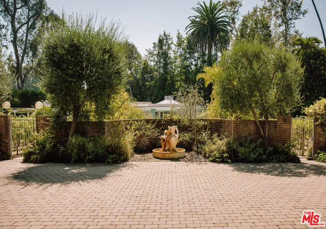 3rd image of 101 Bel Air Rd, Los Angeles, CA 90077 | MLS# 25596395