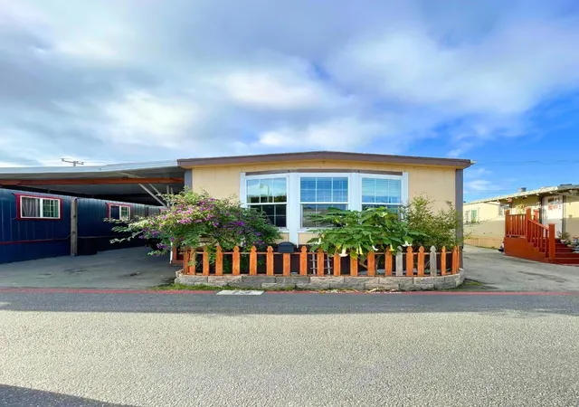 1st image of 3499 E Bayshore Rd #13, Redwood City, CA 94063 | MLS# ML82022878