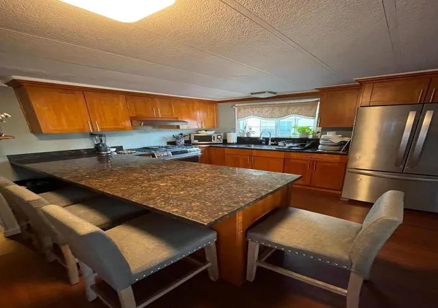 4th image of 3499 E Bayshore Rd #13, Redwood City, CA 94063 | MLS# ML82022878