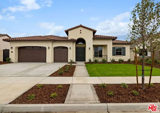 1st image of 3612 Pathway Ct, Bakersfield, CA 93311 | MLS# 25597727