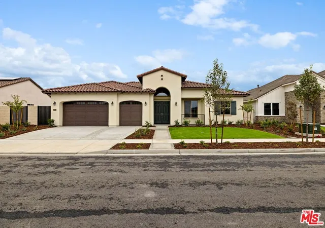 2nd image of 3612 Pathway Ct, Bakersfield, CA 93311 | MLS# 25597727