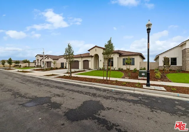 4th image of 3612 Pathway Ct, Bakersfield, CA 93311 | MLS# 25597727