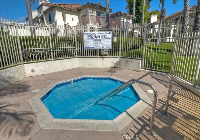 4th image of 430 Stoney Pt Wy, Oceanside, CA 92058