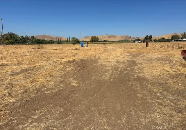 Homes for sale in Porterville, CA | 740 E Mulberry, Porterville, CA 93257 | MLS# PW25226064