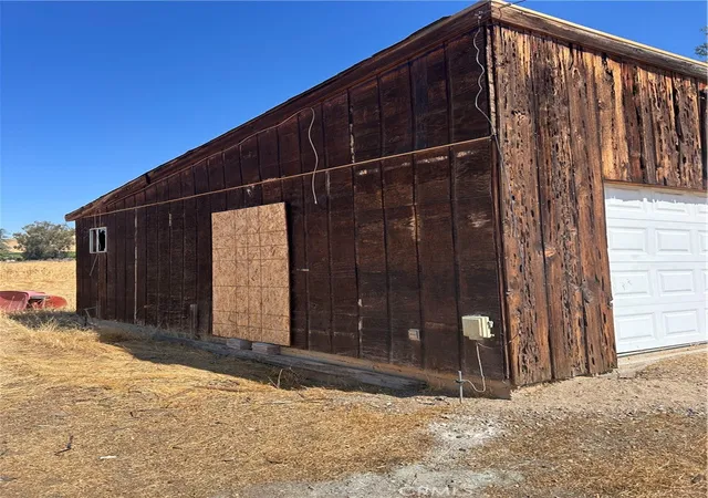 Homes for sale in Porterville, CA | 740 E Mulberry, Porterville, CA 93257 | MLS# PW25226064