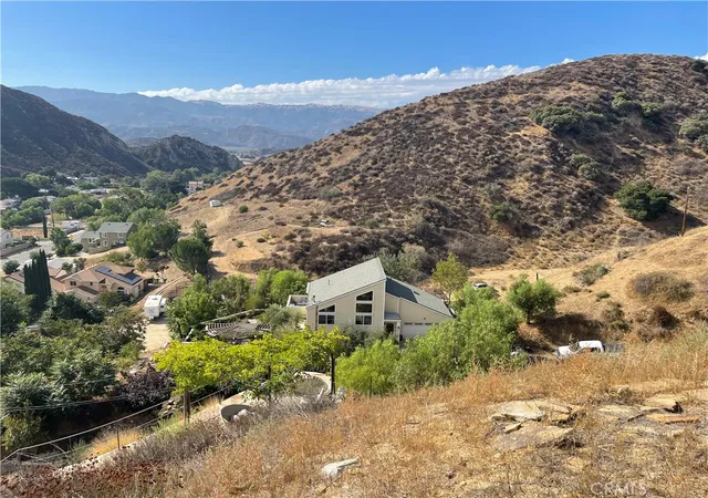5th image of 0 Chiquita Canyon Rd, Castaic, CA 91384 | MLS# SR25225757