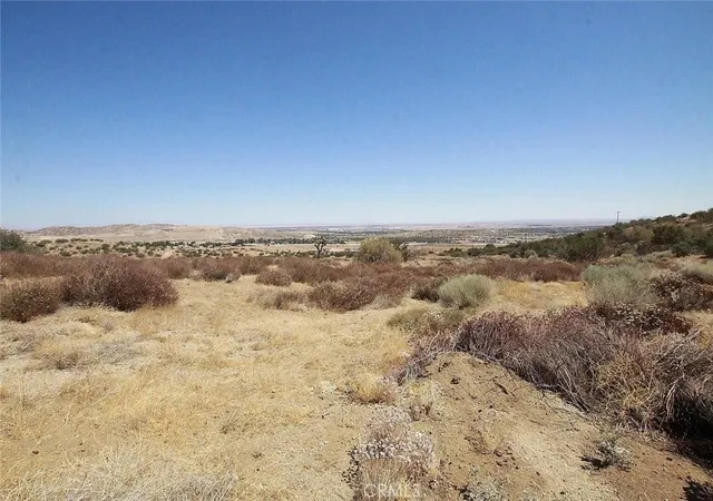 5th image of 0 Camares Dr, Palmdale, CA 93551 | MLS# SR25226405