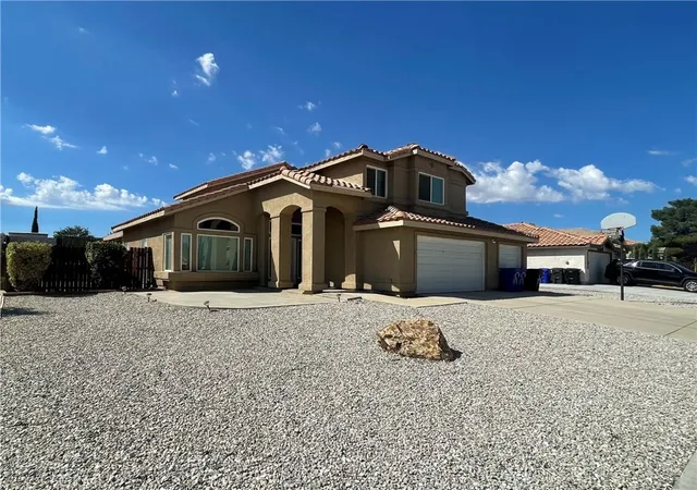 Homes for sale in Victorville, CA | 13047 13047 Santa Maria, Victorville, CA 92392 | MLS# HD25226813