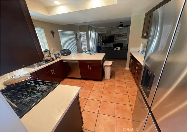 Homes for sale in Victorville, CA | 13047 13047 Santa Maria, Victorville, CA 92392 | MLS# HD25226813