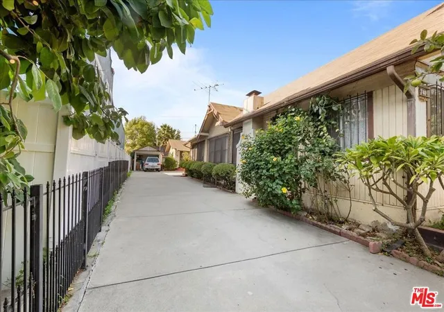 5th image of 741 N Harvard Blvd, Los Angeles, CA 90029 | MLS# 25596443