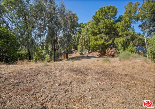 Homes for sale in Topanga, CA | 2088 3/4 Topanga Skyline Dr, Topanga, CA 90290 | MLS# 25598421