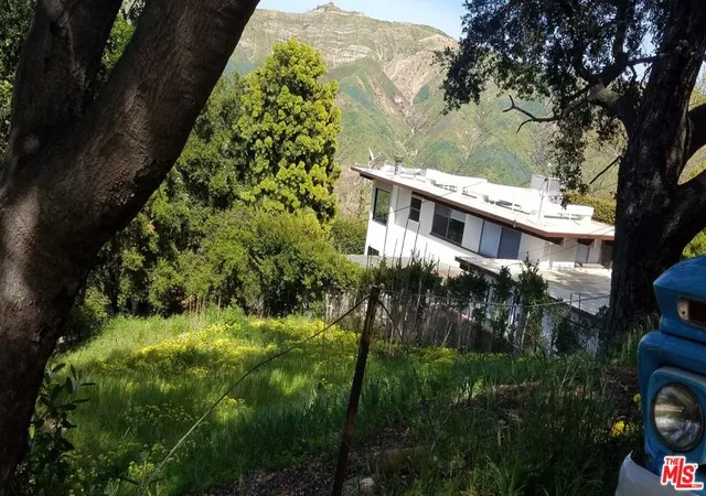 Homes for sale in Malibu, CA | 26247 Fairside Rd, Malibu, CA 90265 | MLS# 25598469