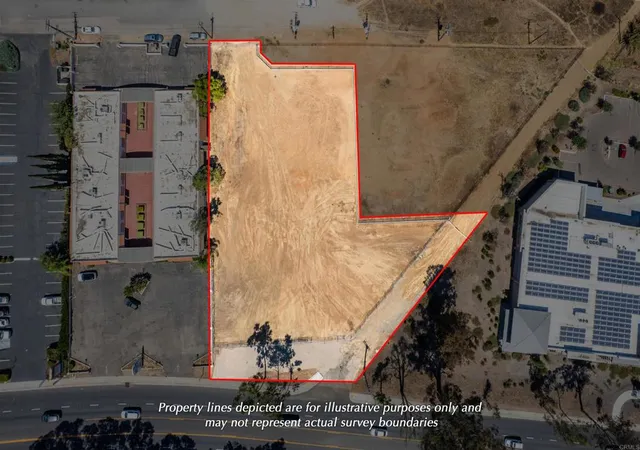 3rd image of 1703 Main St, Ramona, CA 92065 | MLS# NDP2509424