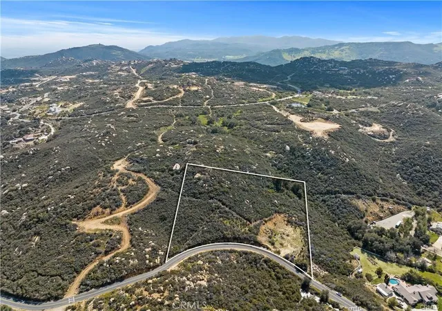 Homes for sale in Murrieta, CA | 41285 Hacienda Dr, Murrieta, CA 92562 | MLS# IV25227838