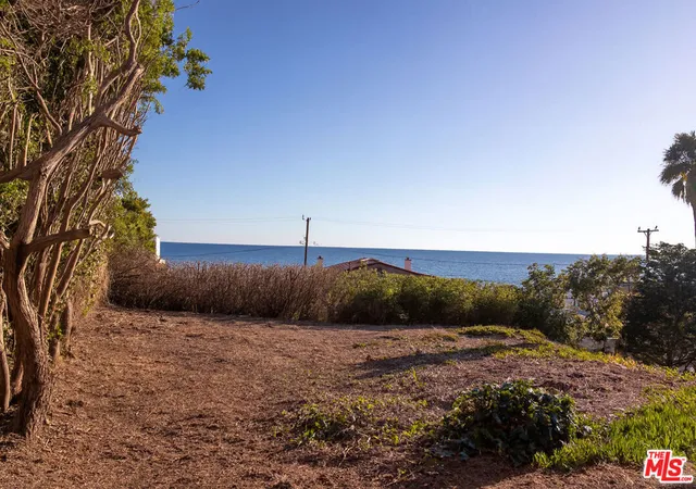 Homes for sale in Malibu, CA | 1 Malibu Cove Colony, Malibu, CA 90265 | MLS# 25598047