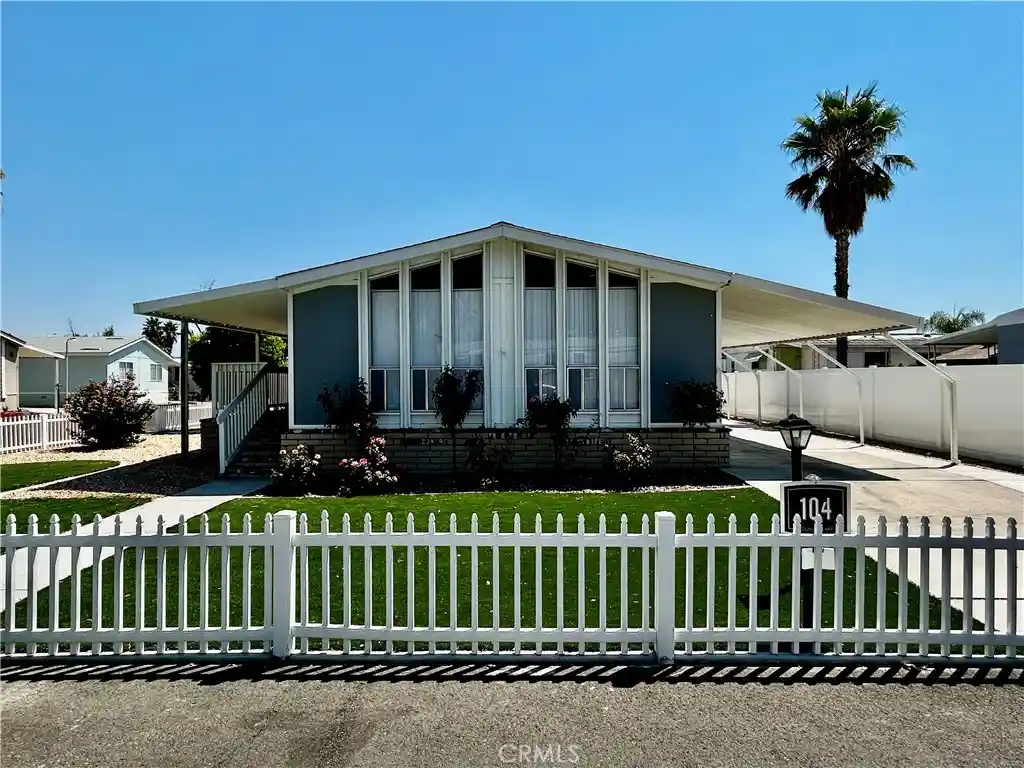 Photo 1 of Manufactured home for sale at 21100 State St #104, San Jacinto, CA 92583 | MLS# SW25229044 | Listing updated on 2026-08-25