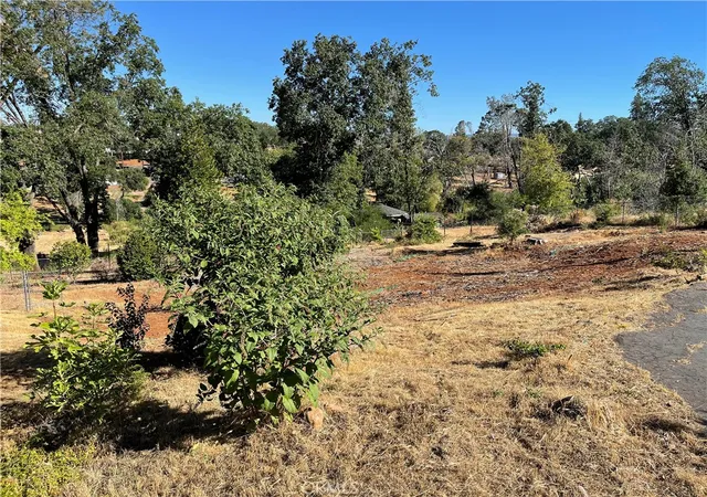Photo 4 of Land for sale at 237 Redbud, Paradise, CA 95969 | MLS# SN25229006 | Listing updated on 2026-09-29