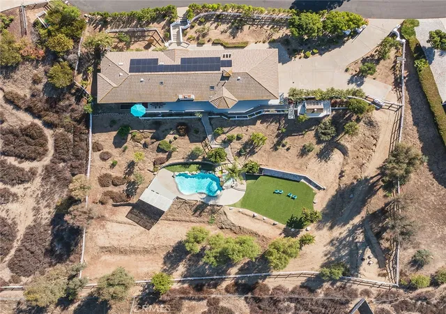 4th image of 40175 Paseo Sereno, Temecula, CA 92591 | MLS# SW25229312