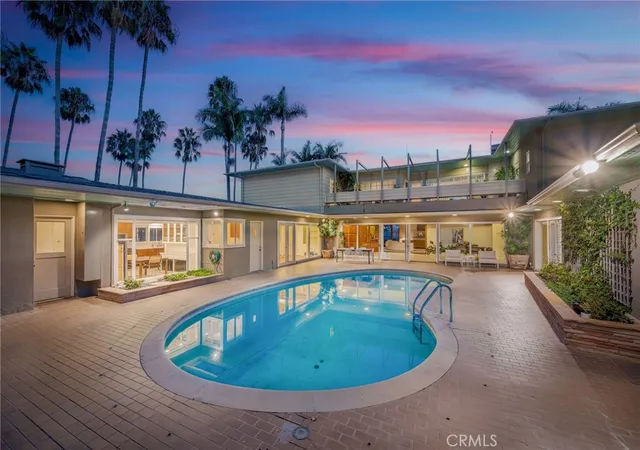 5th image of 15 The Colonnade, Long Beach, CA 90803 | MLS# PW25228431