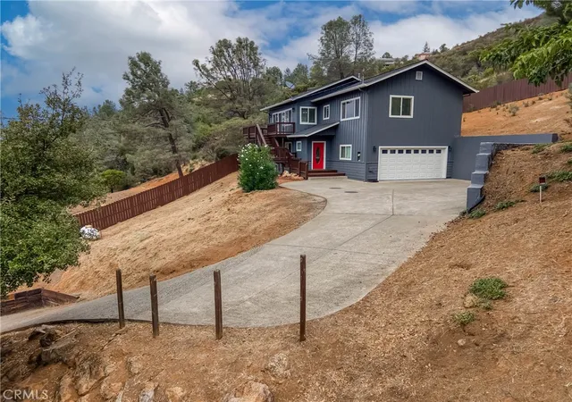 Photo 4 of Single family home for sale at 3490 Westridge Cir, Kelseyville, CA 95451 | MLS# LC25229449 | Listing updated on 2026-07-01