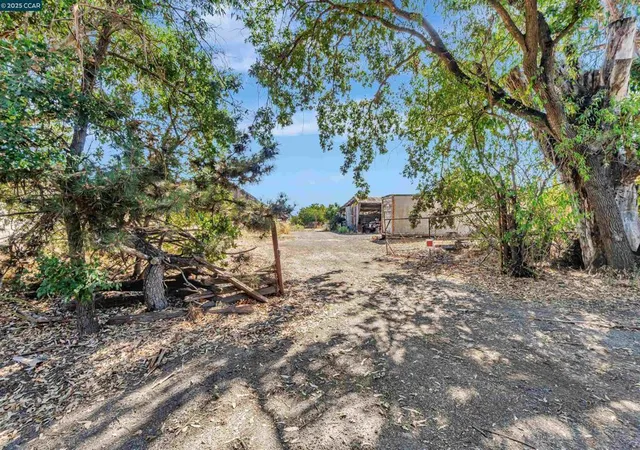 3rd image of 21200 Silva, Sonoma, CA 95476 | MLS# 41113290