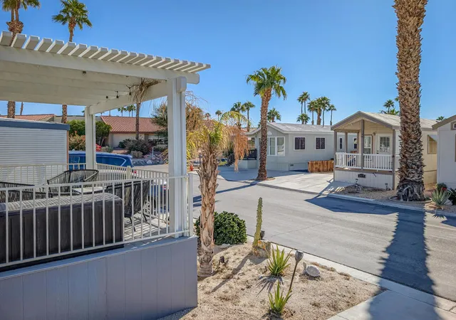 Photo 4 of Manufactured home for sale at 70200 Dillon Rd #196, Desert Hot Springs, CA 92241 | MLS# 219136153DA | Listing updated on 2026-05-26