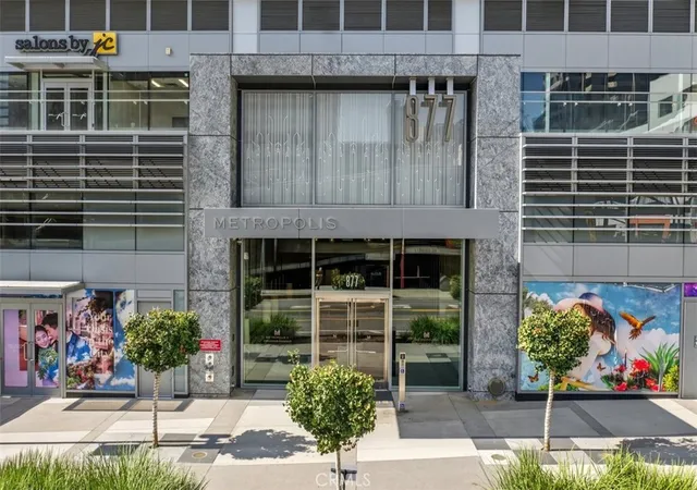 Homes for sale in Los Angeles, CA | 877 Francisco St #3102, Los Angeles, CA 90017 | MLS# SR25229862