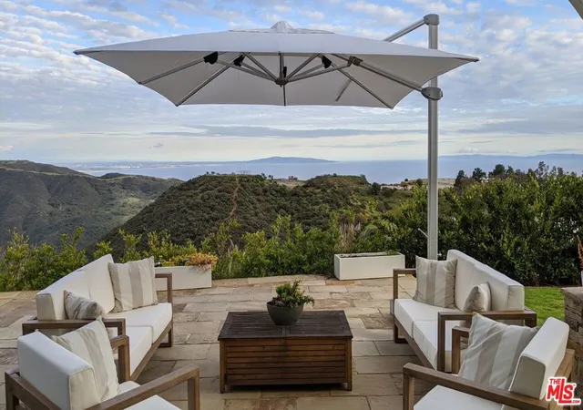 Photo 1 of Land for sale at 23224 W Paloma Blanca Dr, Malibu, CA 90265 | MLS# 25598915 | Listing updated on 2026-09-29