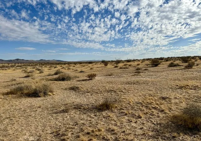 Photo 1 of Land for sale at 0 Unknown St, Hinkley, CA 92347 | MLS# HD25230540 | Listing updated on 2026-06-12