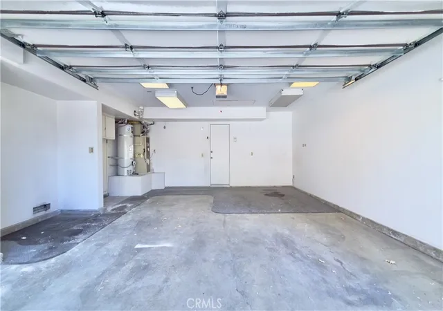 Photo 3 of Sale Pending at 2856 Dartmouth Dr, Lancaster, CA 93536 | MLS# SR25229967 | Listing updated on 2026-07-07