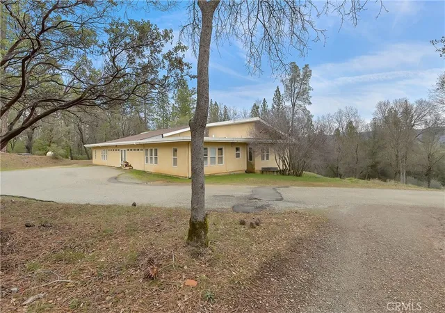 3rd image of 13376 Rue Montaigne, Oregon House, CA 95962 | MLS# OR25230834