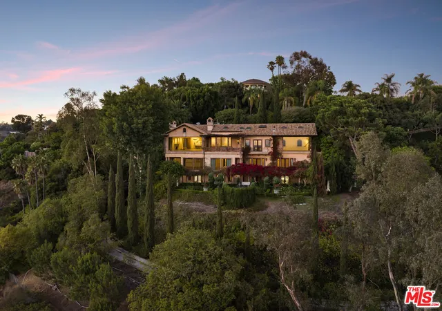 1st image of 1005 Bel Air Ct, Los Angeles, CA 90077 | MLS# 25593139