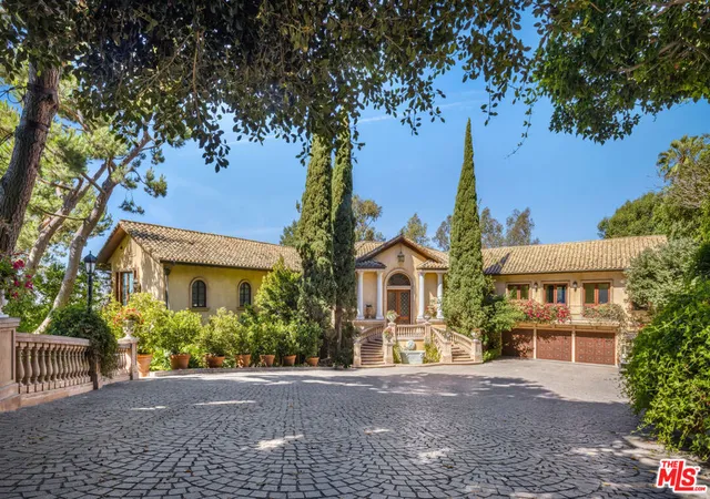 4th image of 1005 Bel Air Ct, Los Angeles, CA 90077 | MLS# 25593139