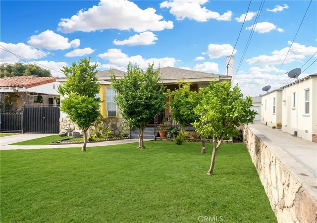 Photo 1 of Single family home for sale at 3802 Hill St, Huntington Park, CA 90255 | MLS# MB25231042 | Listing updated on 2026-10-05