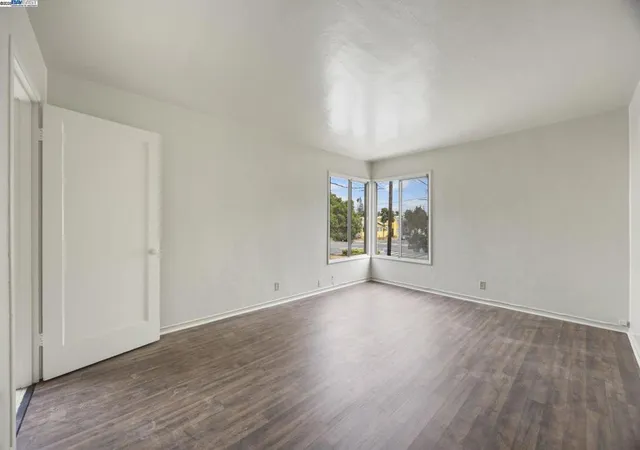 2nd image of 2774 Sacramento St, Berkeley, CA 94702 | MLS# 41113593