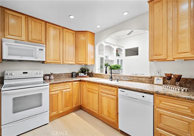 5th image of 755 Avenida Majorca #B, Laguna Woods, CA 92637 | MLS# OC25231099