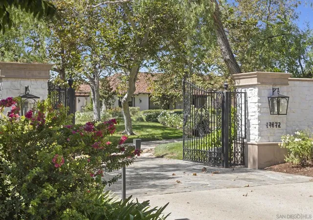 53rd image of 17872 Via De Fortuna, Rancho Santa Fe, CA 92067 | MLS# 250040739SD