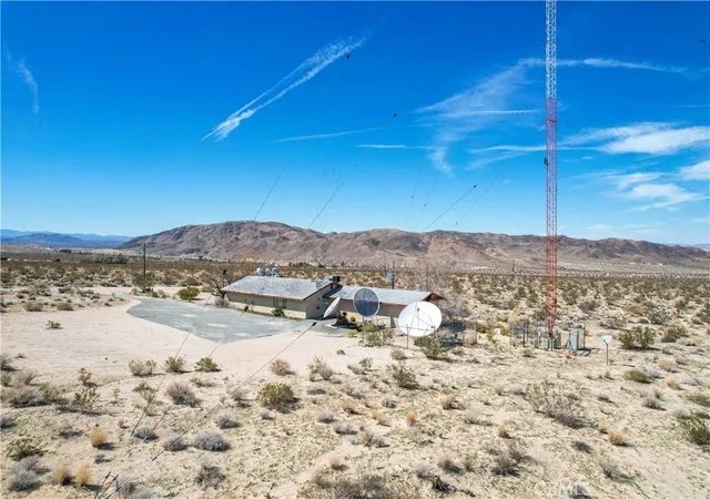 2nd image of 68479 Twentynine Palms Hwy, 29 Palms, CA 92277 | MLS# JT25232166