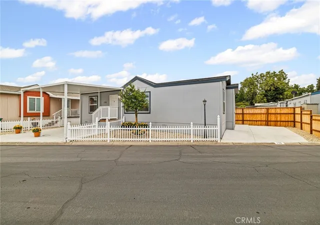 3rd image of 1901 Dayton #176, Chico, CA 95928 | MLS# SN25232417