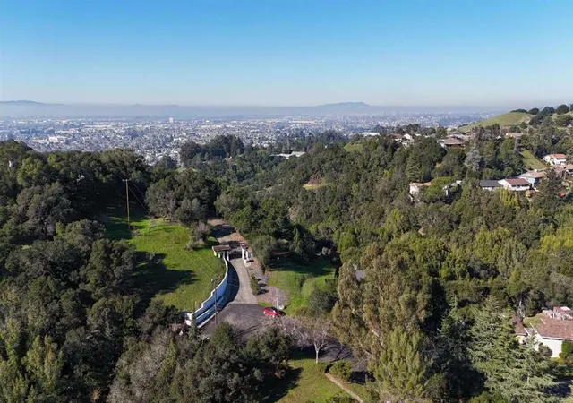 Photo 24 of Land for sale at 11275 Kerrigan Dr, Oakland, CA 94605 | MLS# 41113783 | Listing updated on 2026-07-10