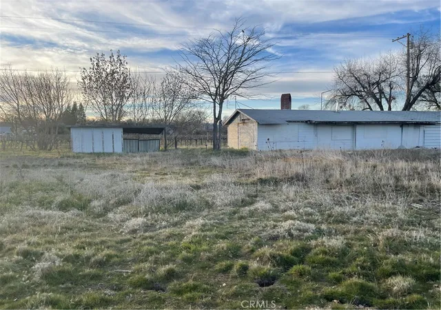 Photo 3 of Single family home for sale at 3035 Soda Bay Rd, Lakeport, CA 95453 | MLS# LC25228131 | Listing updated on 2026-04-06