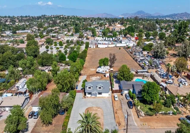 Homes for sale in Riverside, CA | 10555 Robinson, Riverside, CA 92505 | MLS# IG25230907