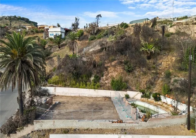 Photo 3 of Land for sale at 860 Jacon, Pacific Palisades, CA 90272 | MLS# PW25230948 | Listing updated on 2026-09-30